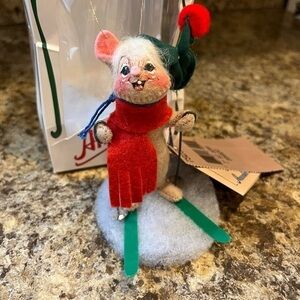 NWT Annalee Dolls Ski Bunny Christmas Ornament